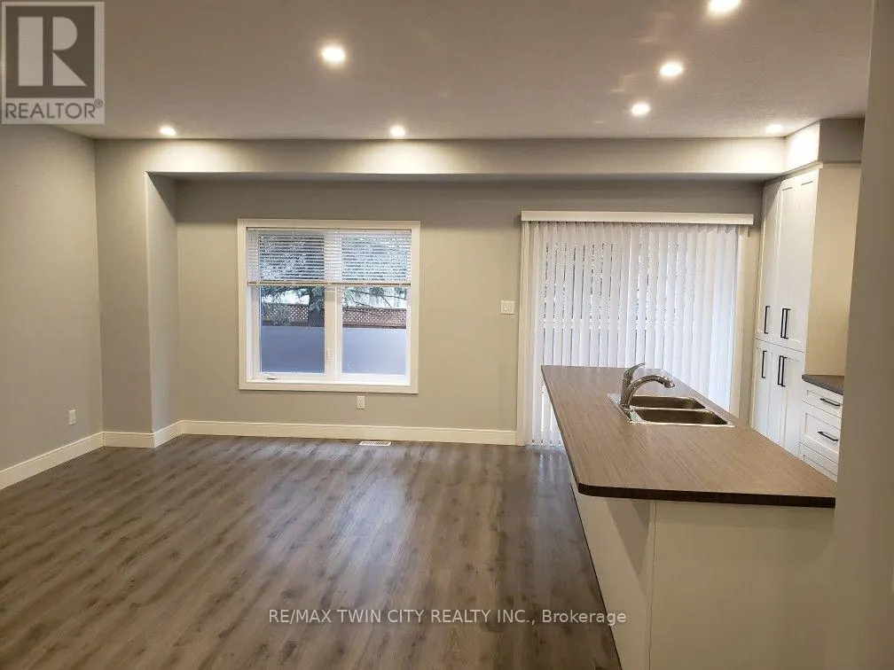 14 - 291 FALCON DRIVE