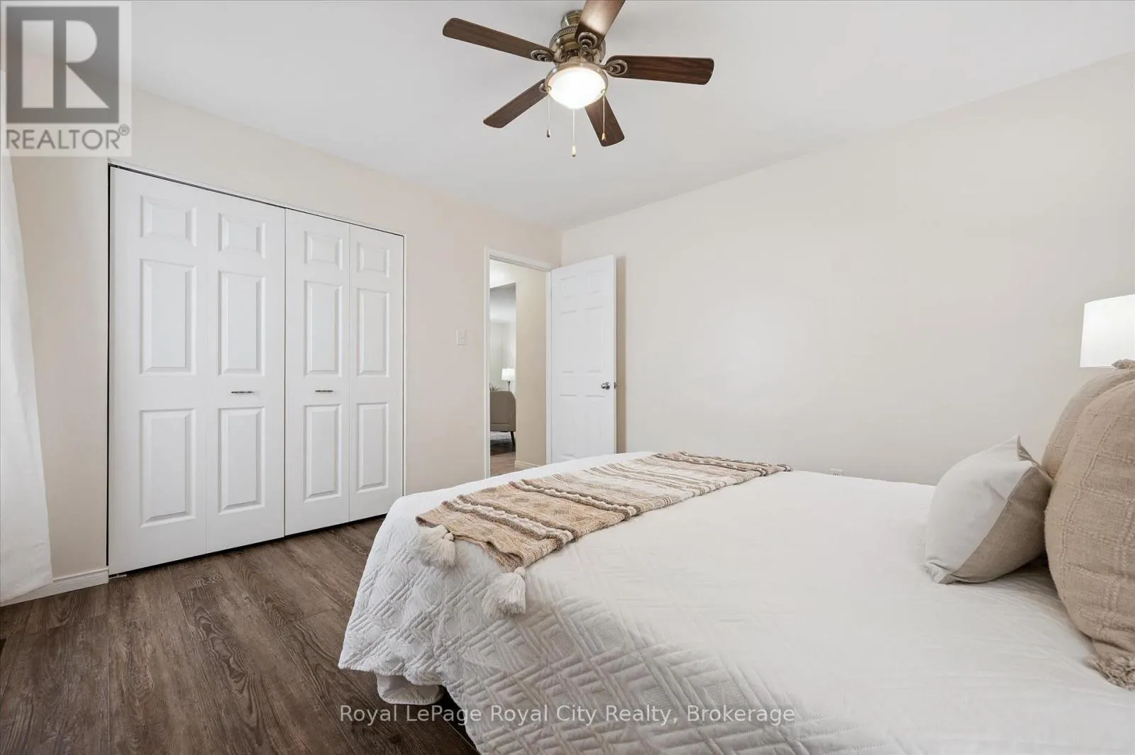 73 WAXWING CRESCENT