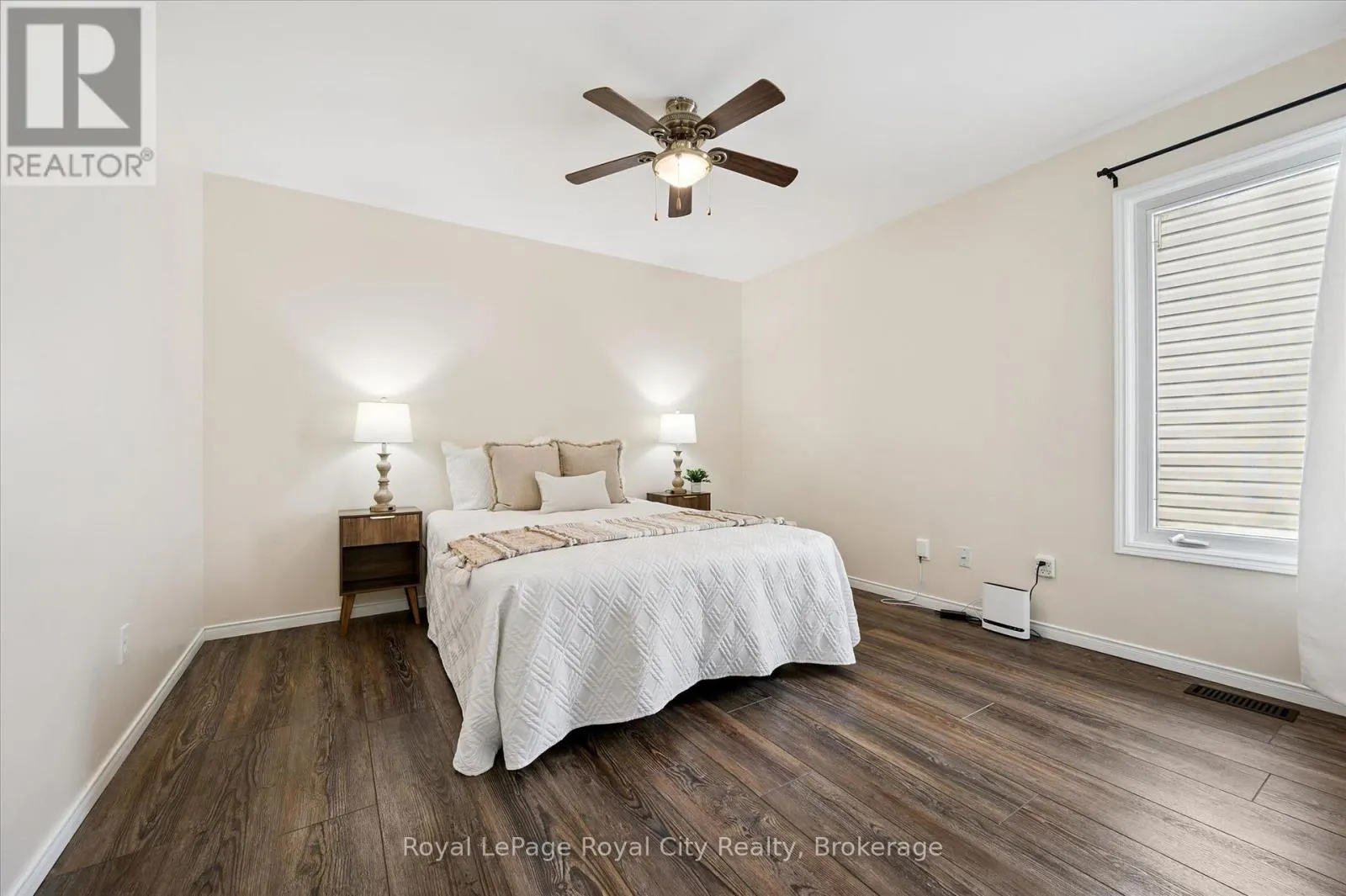 73 WAXWING CRESCENT