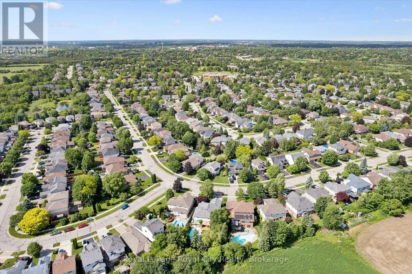 73 WAXWING CRESCENT