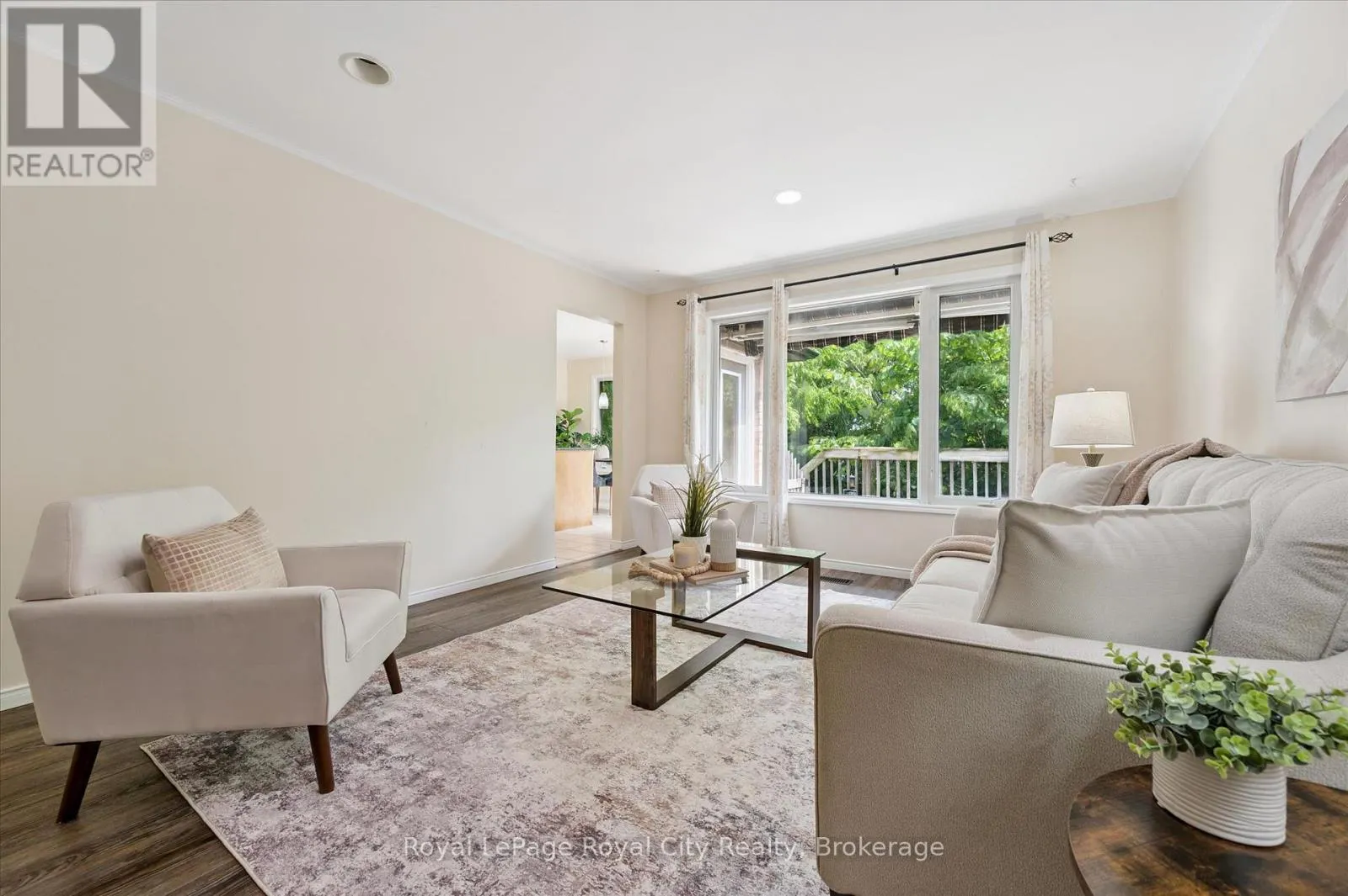 73 WAXWING CRESCENT