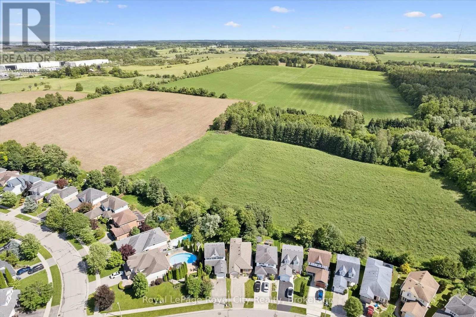 73 WAXWING CRESCENT