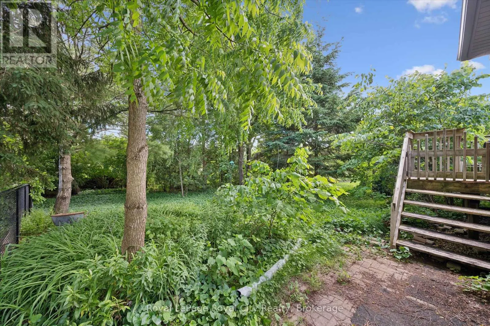 73 WAXWING CRESCENT