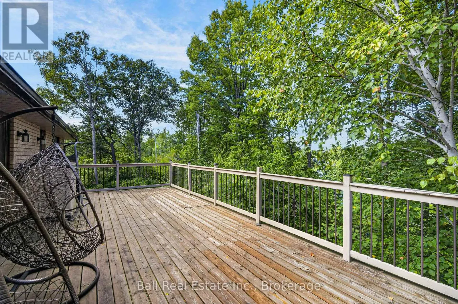 2331 LAKESIDE DRIVE