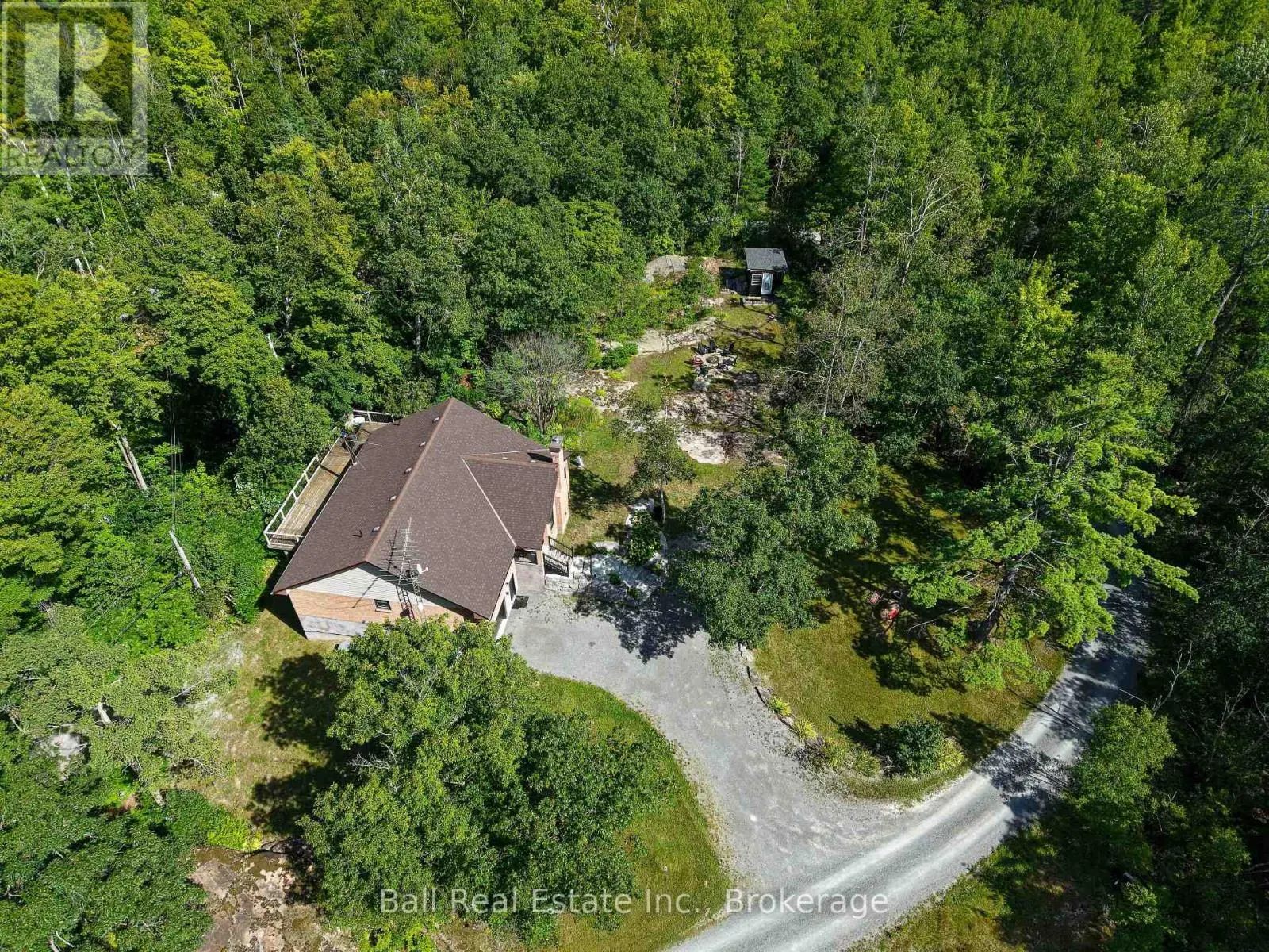 2331 LAKESIDE DRIVE