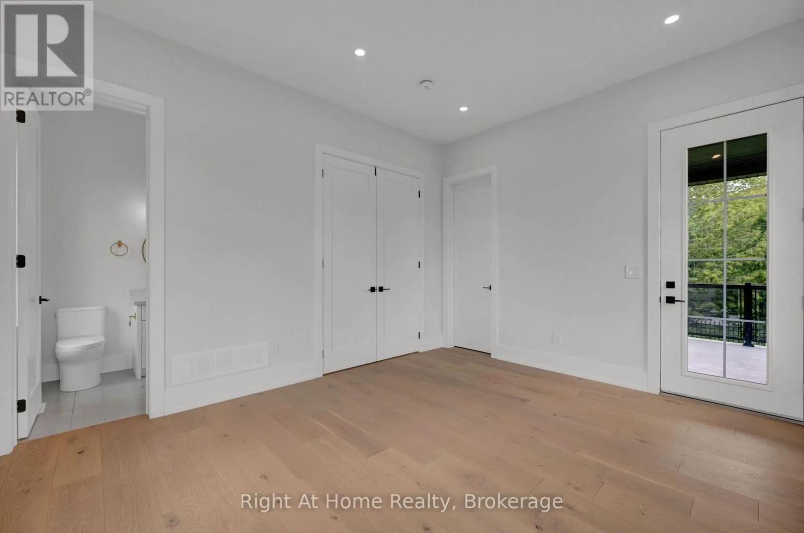 213 SUZANNE MESS BOULEVARD