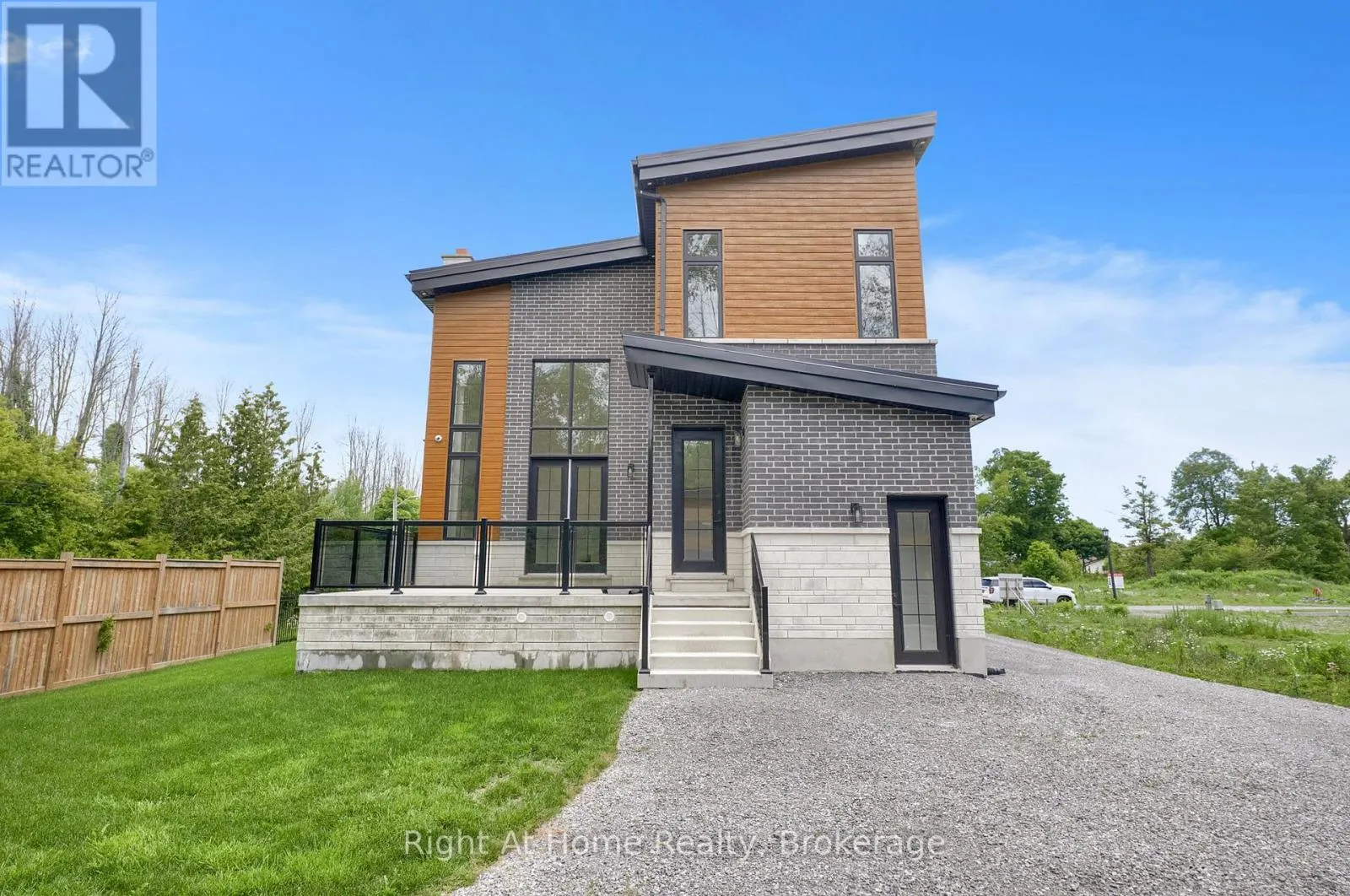 213 SUZANNE MESS BOULEVARD