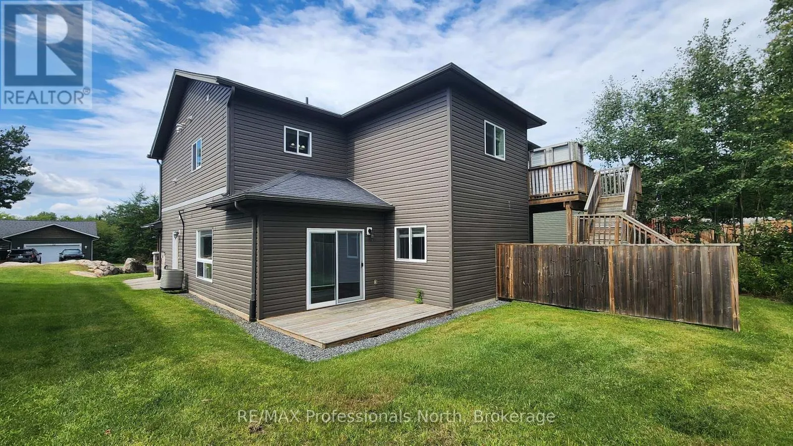 33 GOODWIN DRIVE