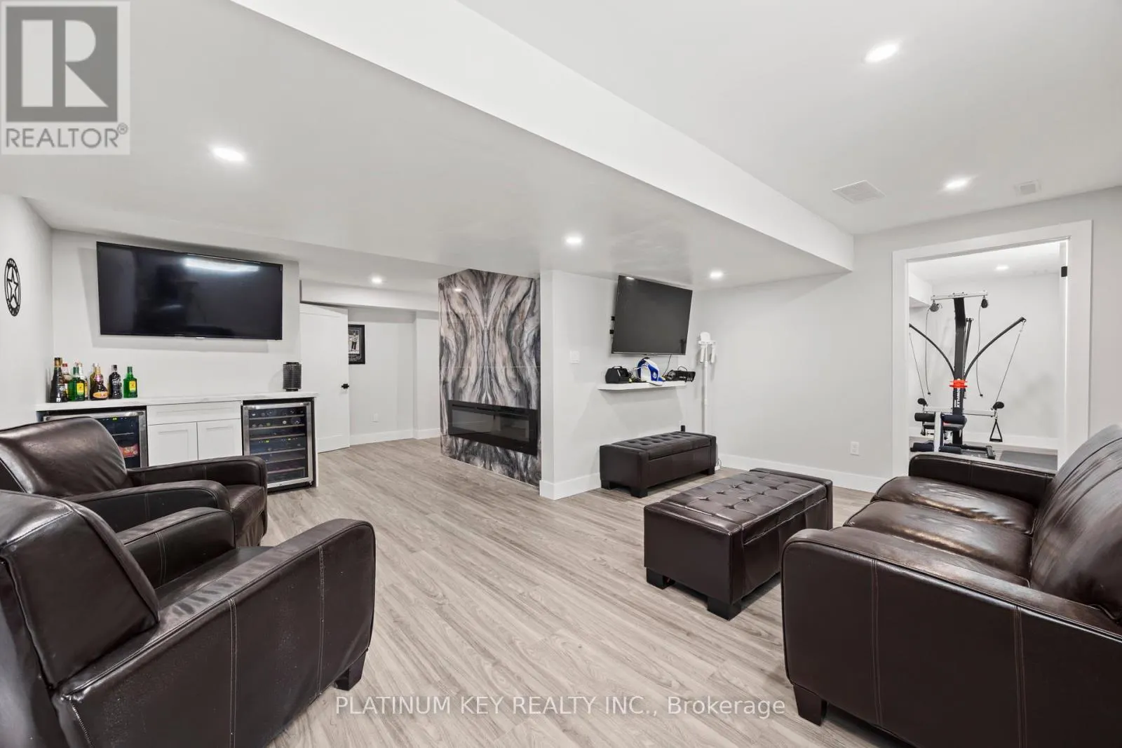 248 SNYDERS AVENUE
