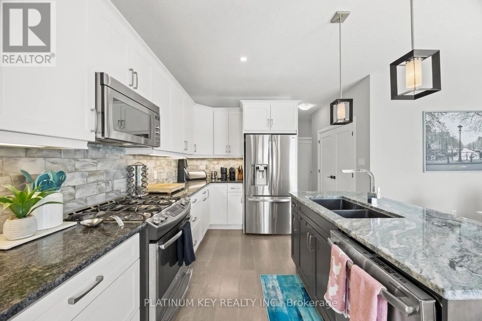 248 SNYDERS AVENUE