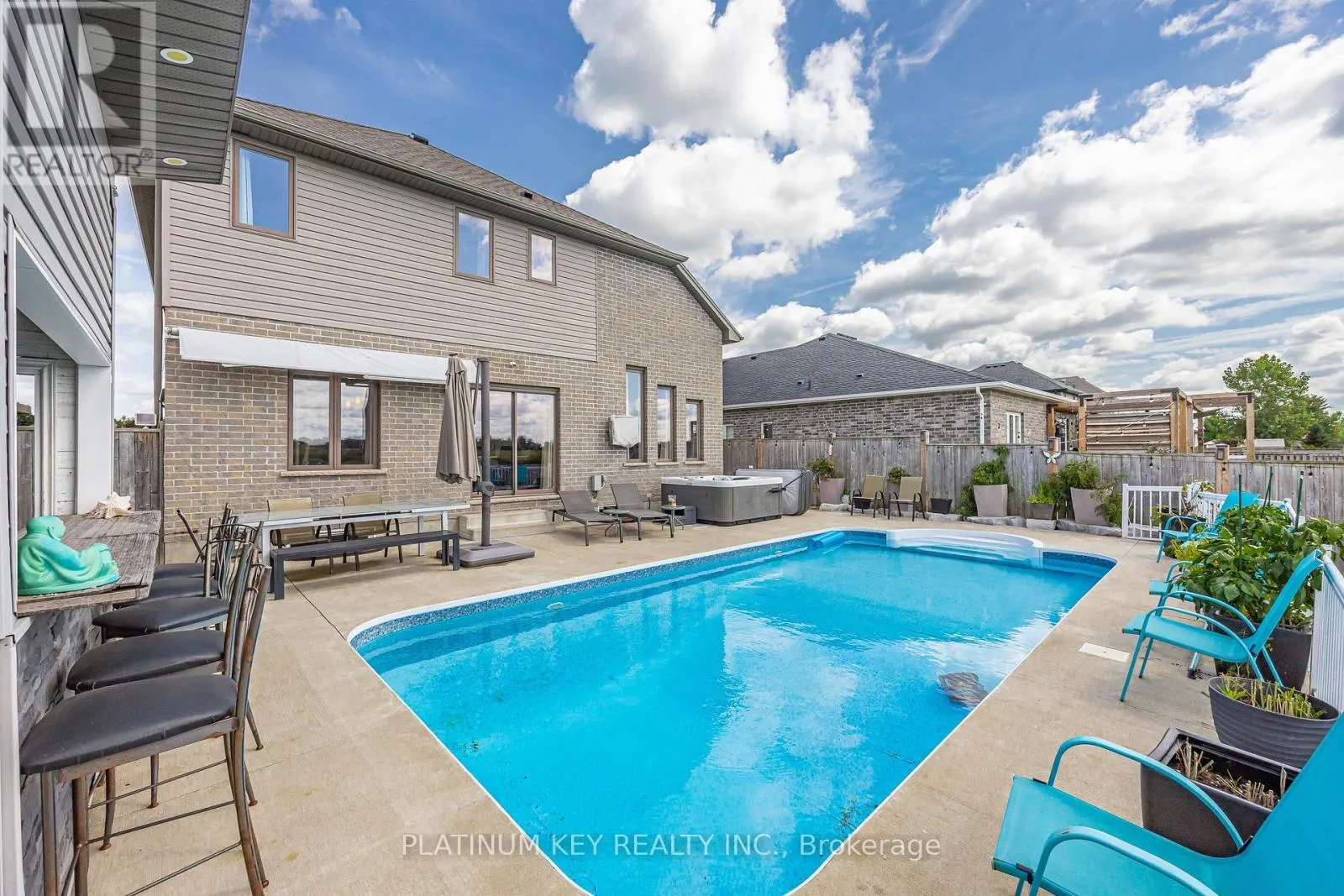 248 SNYDERS AVENUE