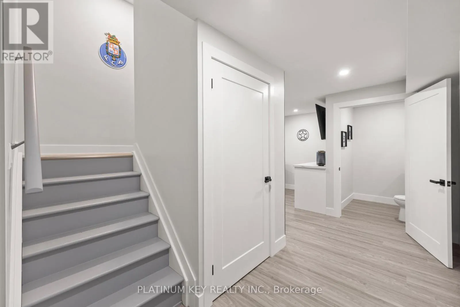 248 SNYDERS AVENUE