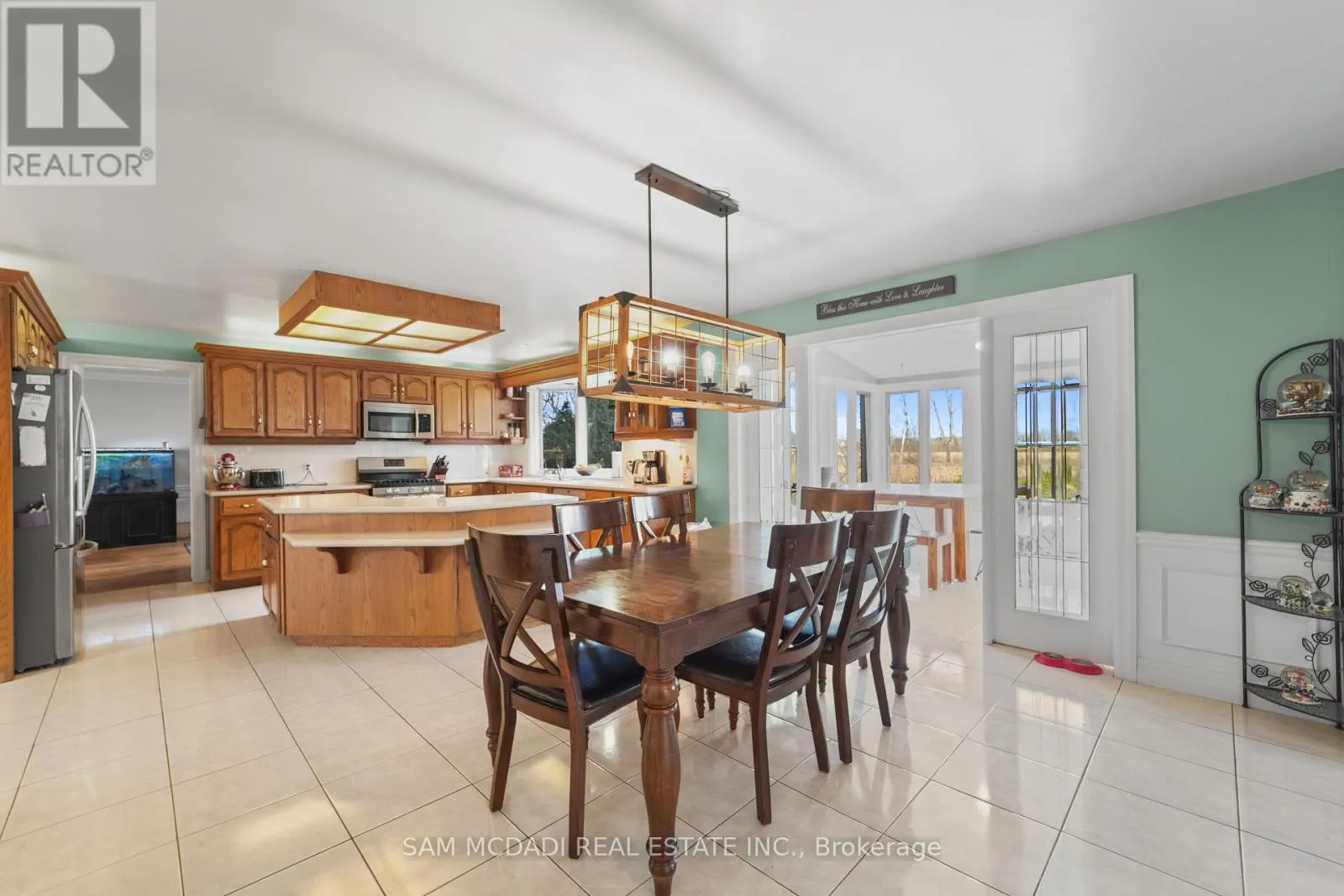 225 PARK ROAD S