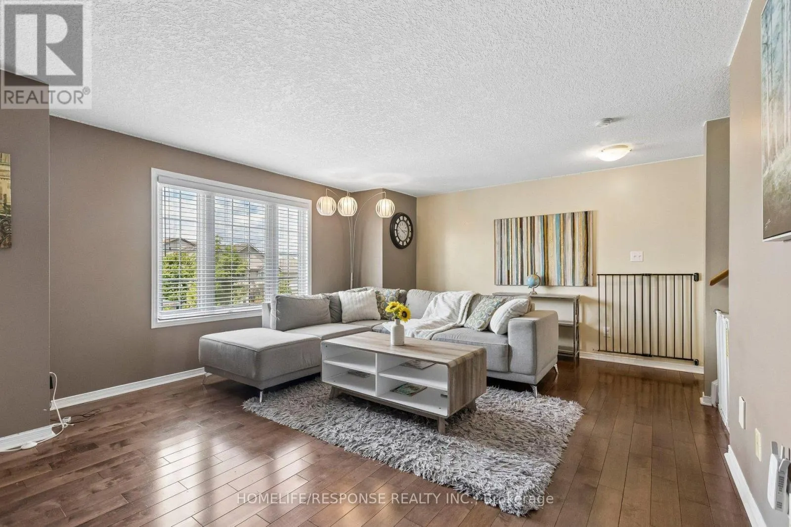 222 SOPHIA CRESCENT
