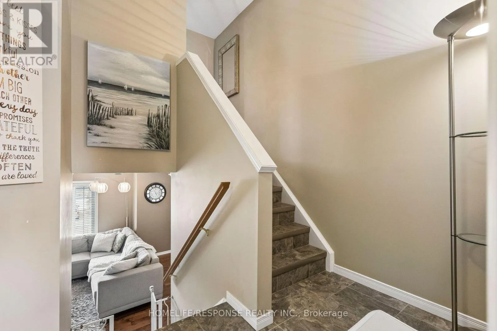 222 SOPHIA CRESCENT