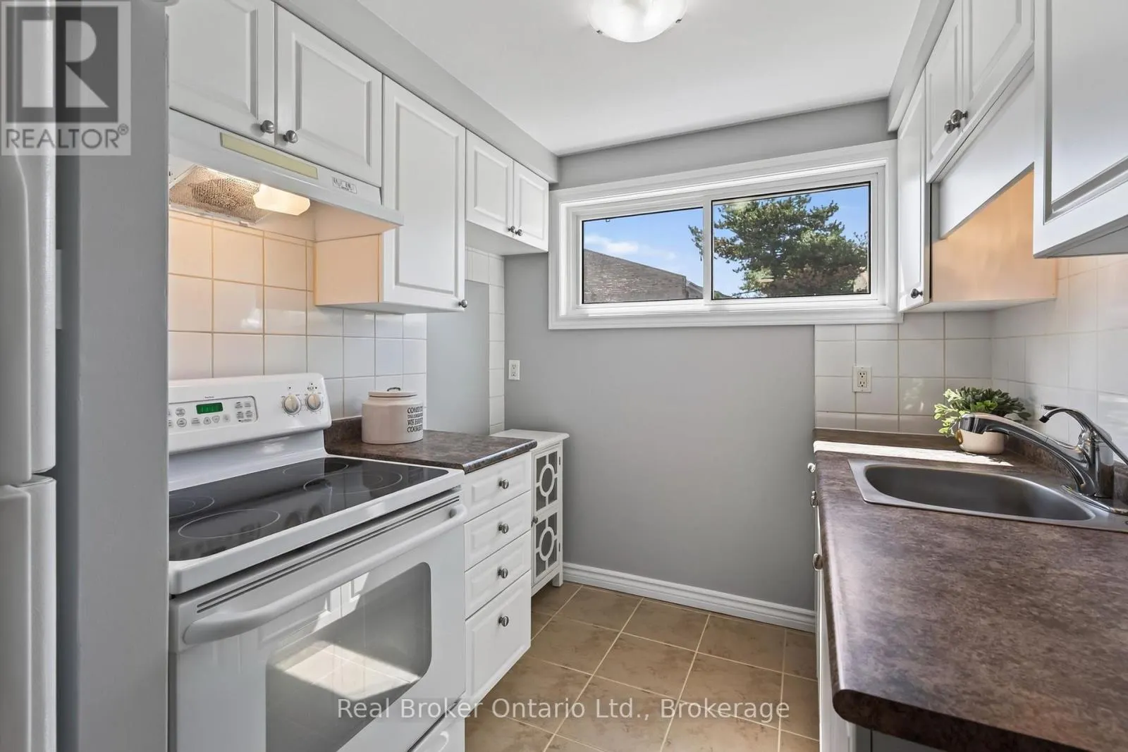 29 - 35 BRECKENRIDGE DRIVE #29