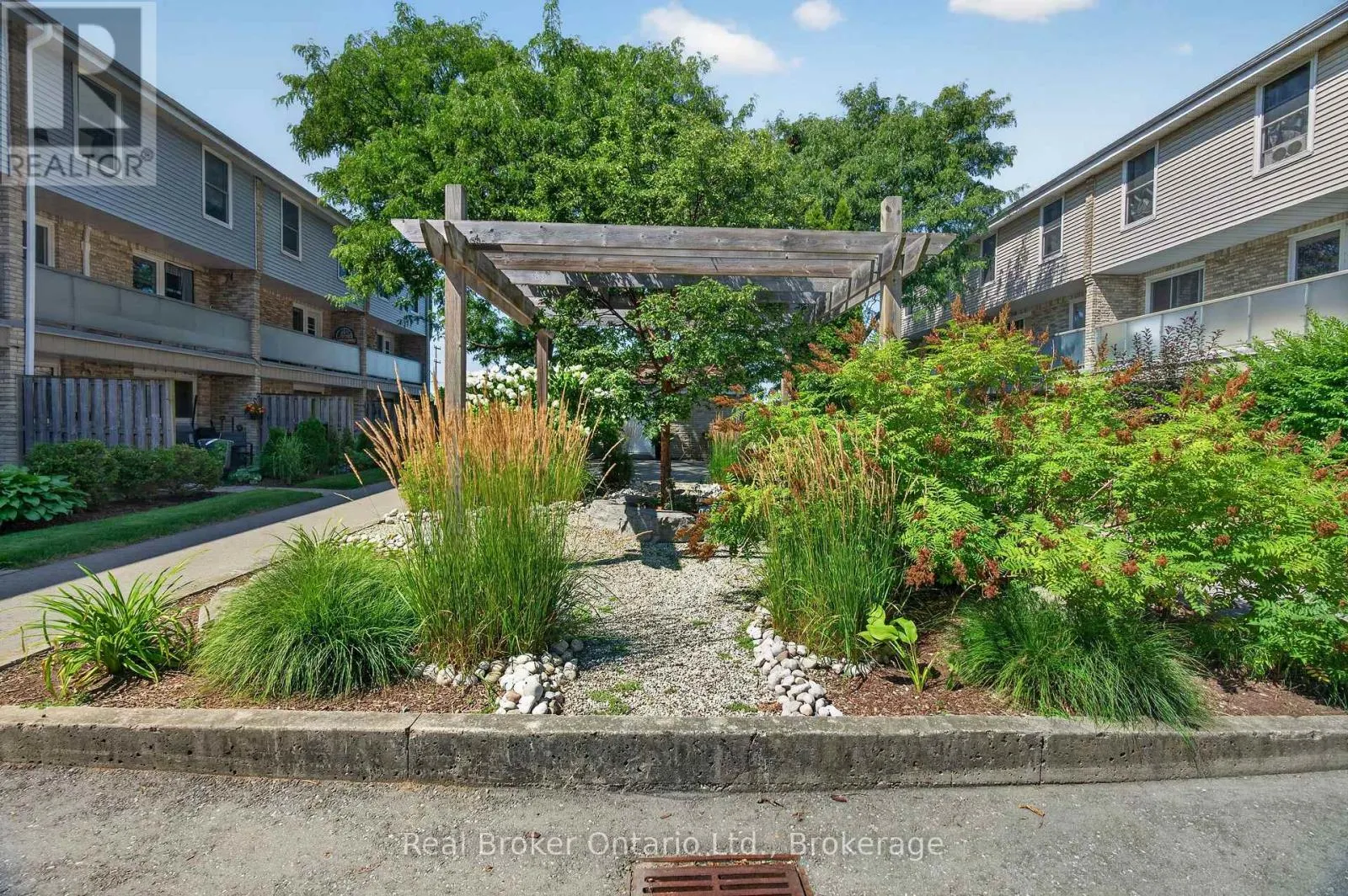 29 - 35 BRECKENRIDGE DRIVE #29