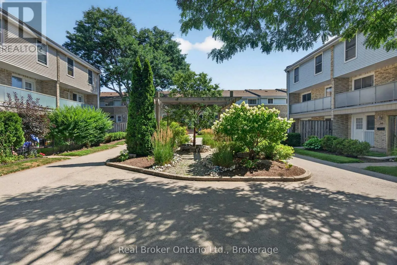 29 - 35 BRECKENRIDGE DRIVE #29