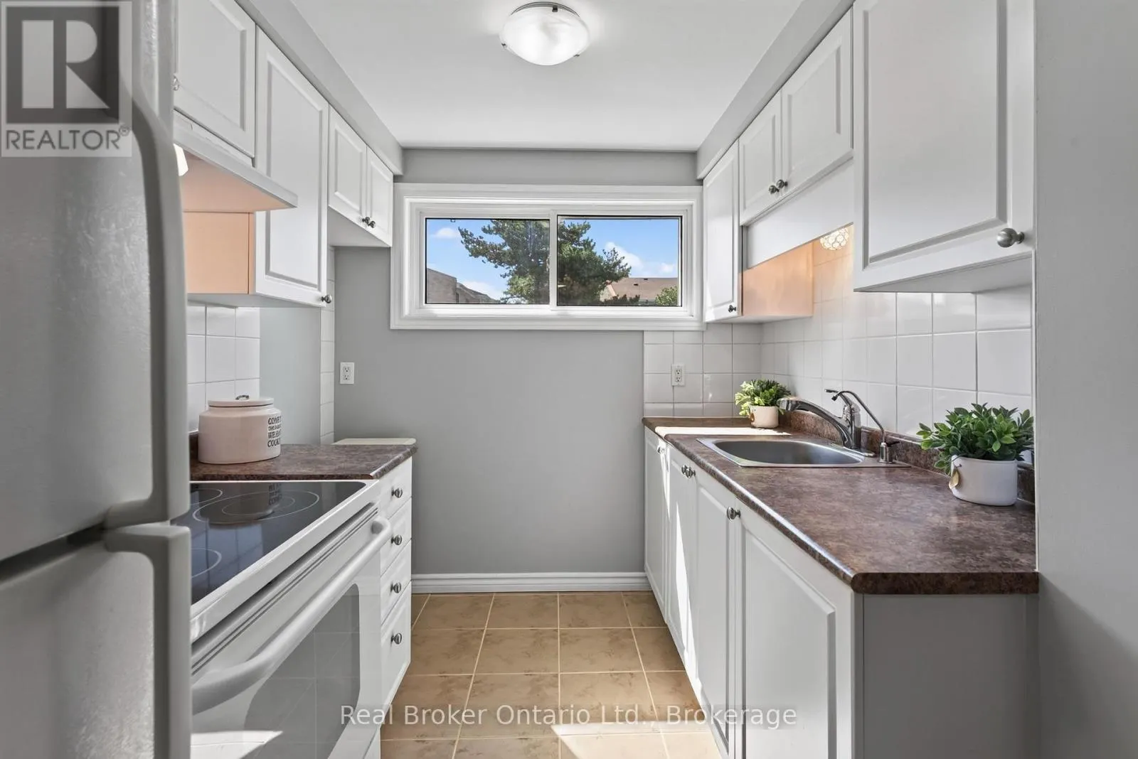 29 - 35 BRECKENRIDGE DRIVE #29