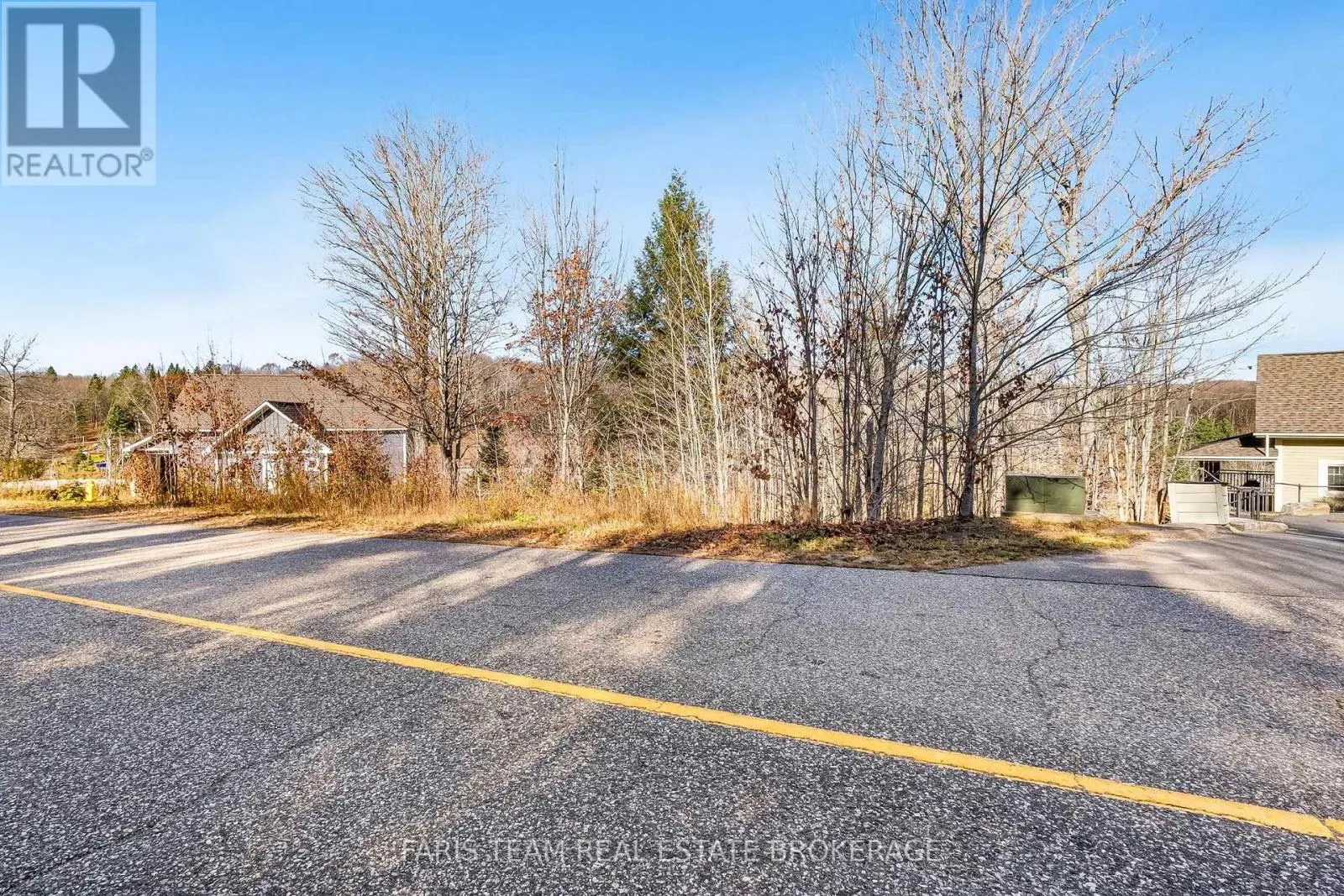 19 DEERHURST HIGHLANDS DRIVE