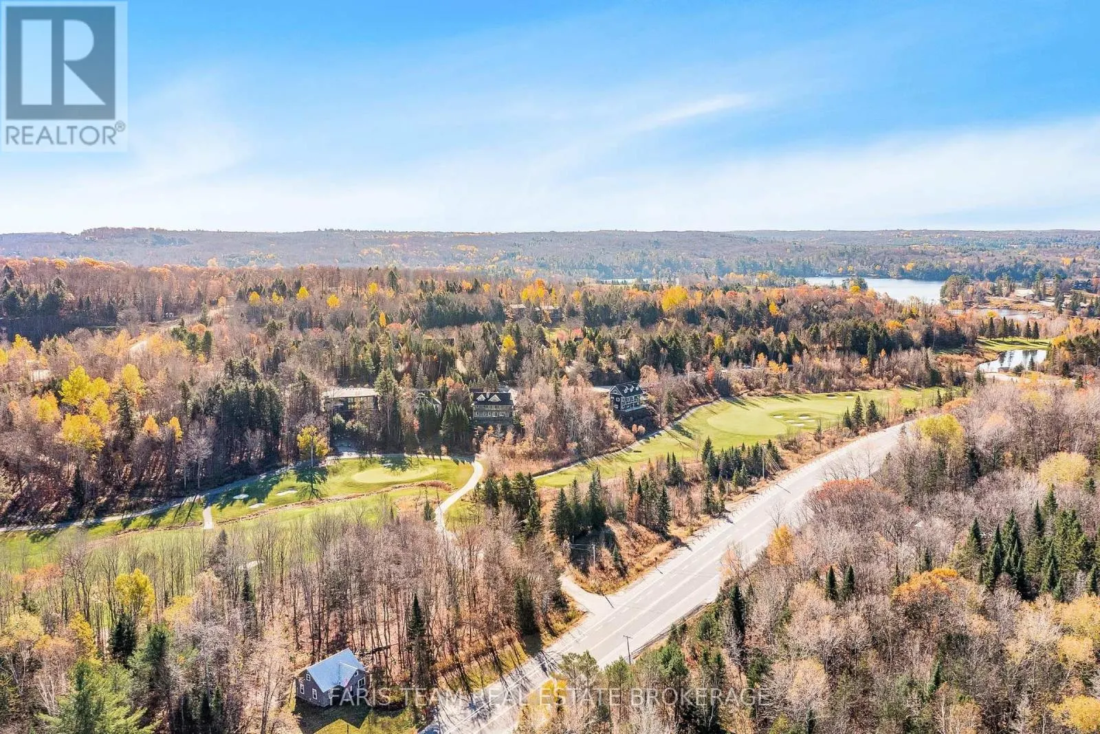 19 DEERHURST HIGHLANDS DRIVE