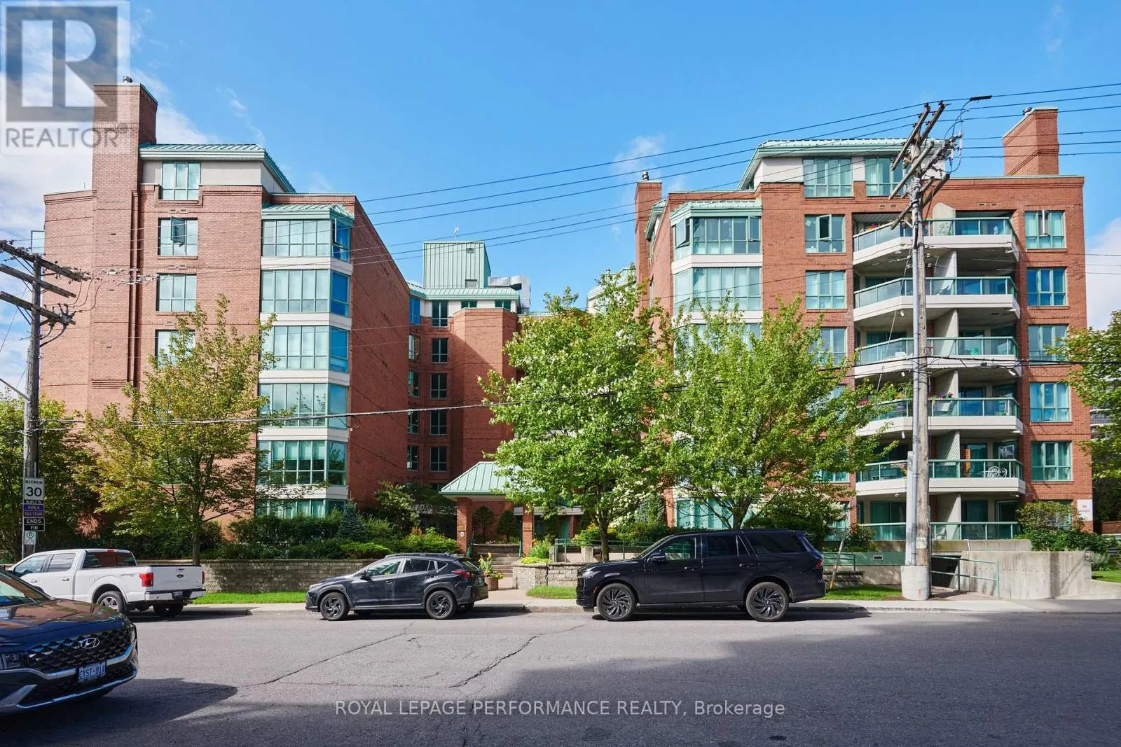 408 - 540 CAMBRIDGE STREET SOUTH STREET S