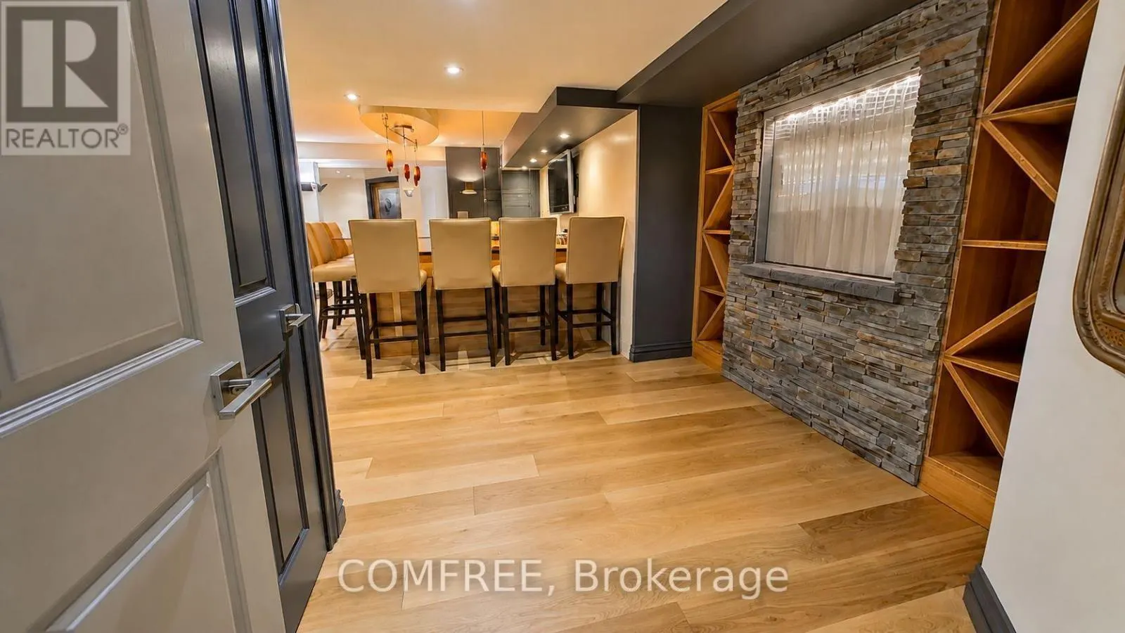 19 MARIC TRAIL