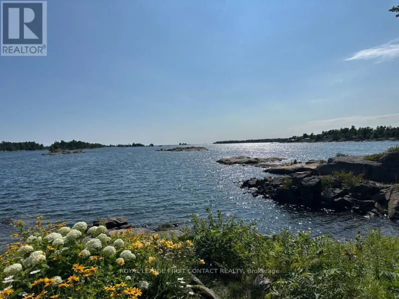 1 A207 ISLAND
