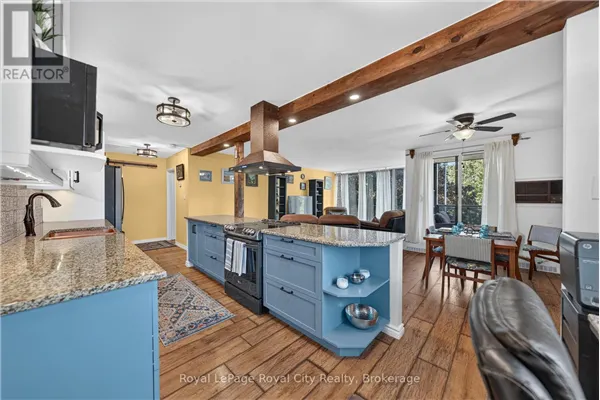 206 - 19 WOODLAWN ROAD E