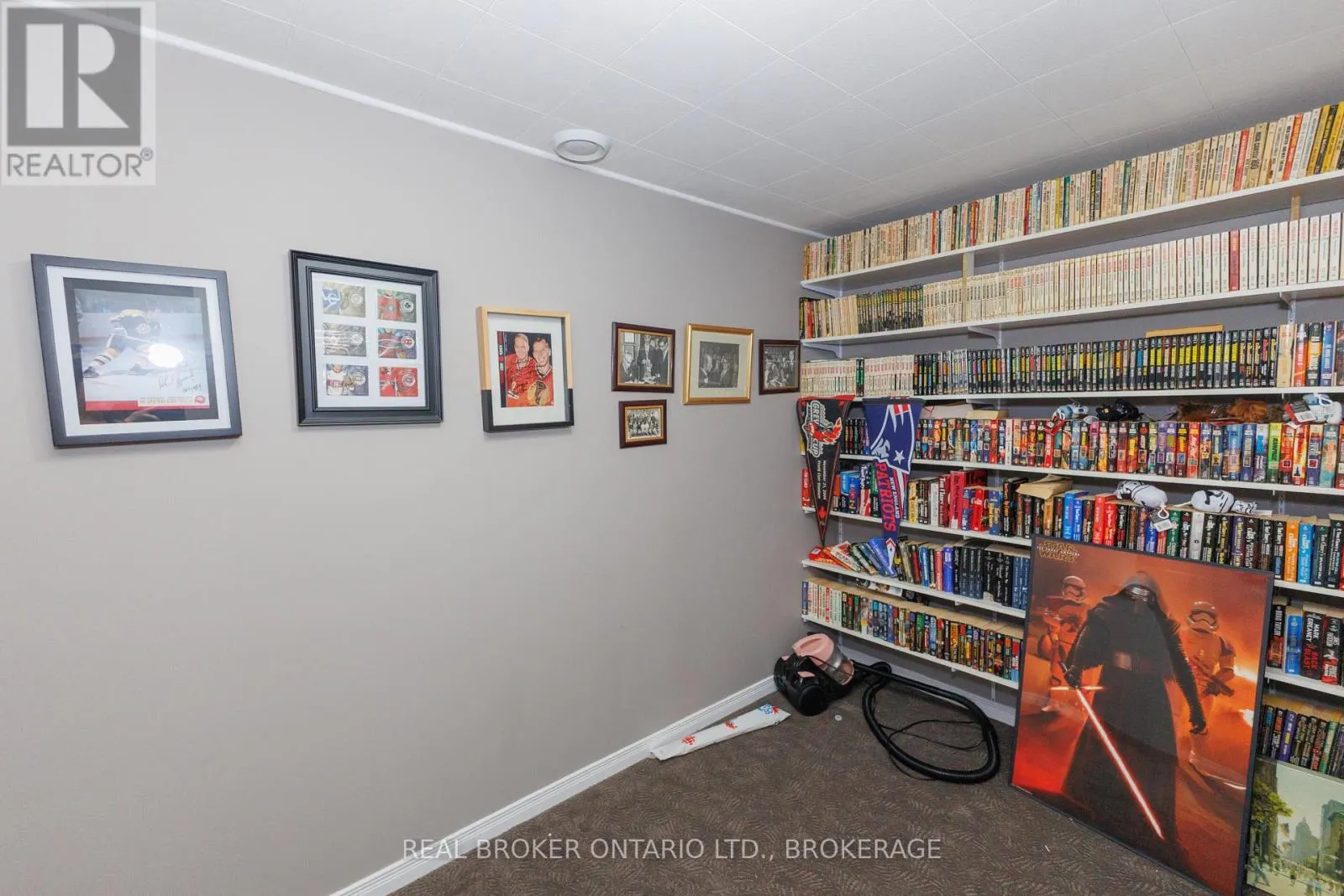 76 KINCARDINE STREET W
