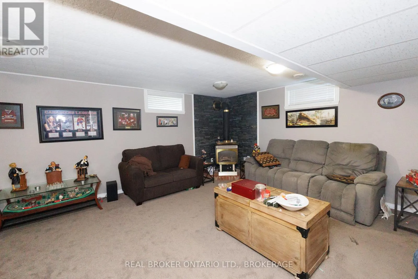 76 KINCARDINE STREET W