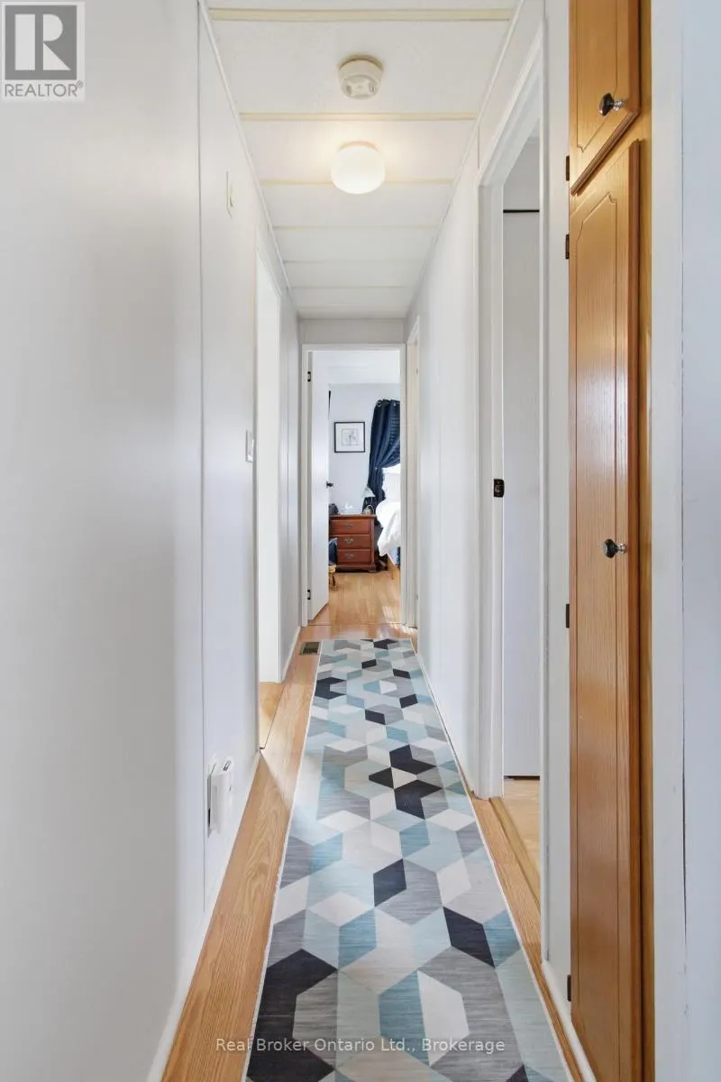 428 PINE PASS