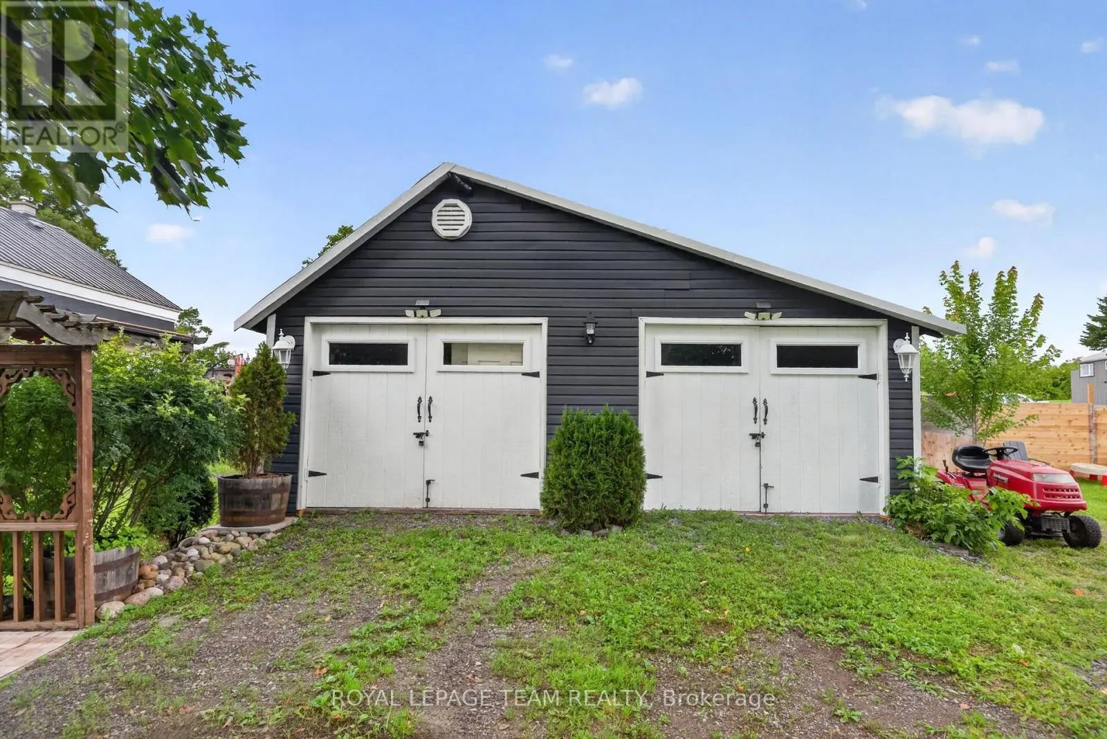 1629 RIVER ROAD