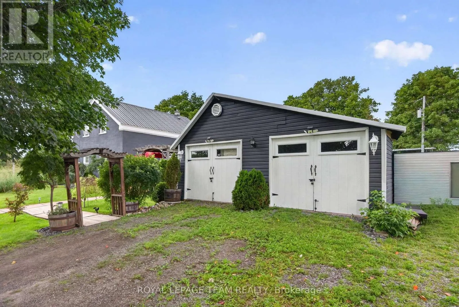 1629 RIVER ROAD