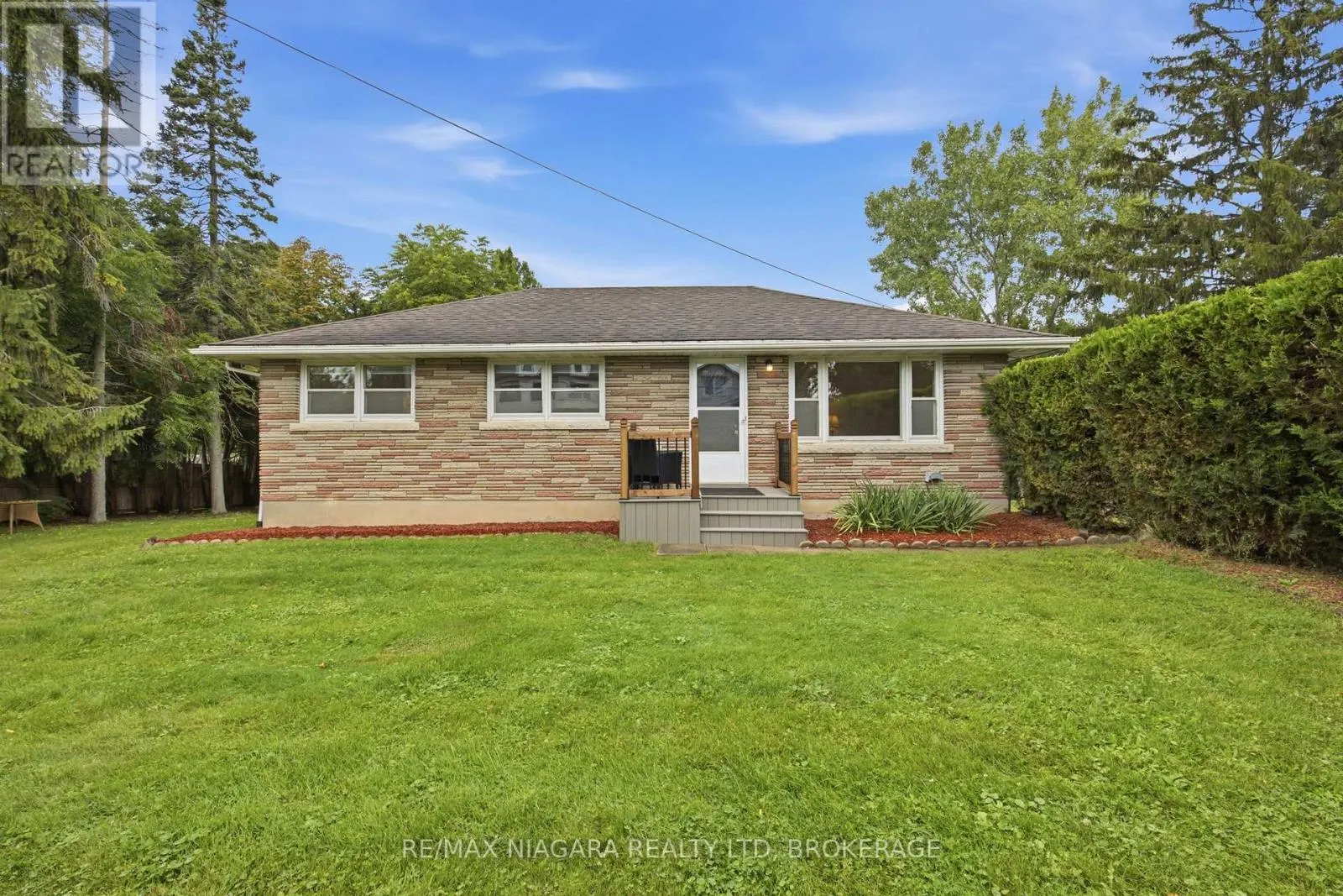 557 MISSISSAGUA STREET