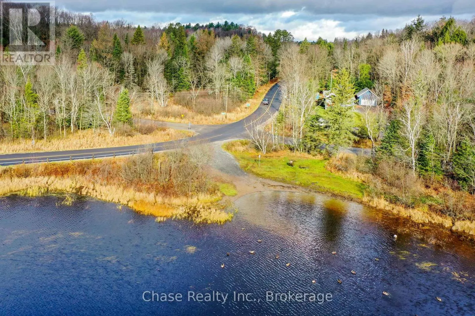 878 DEER LAKE RD ROAD