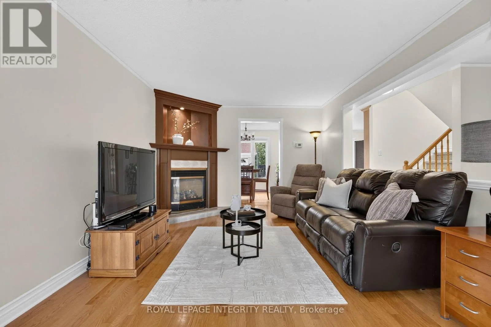 1692 TOULOUSE CRESCENT