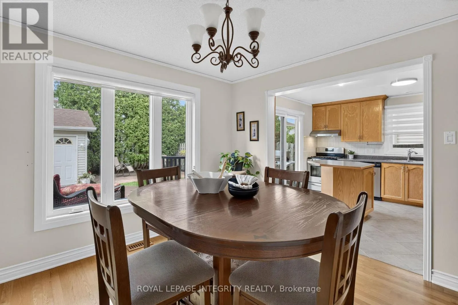 1692 TOULOUSE CRESCENT