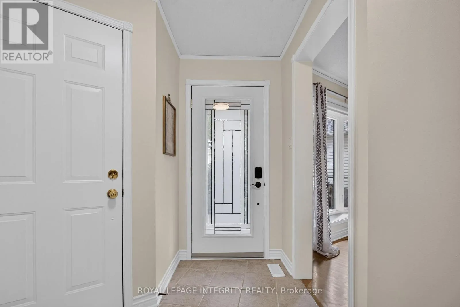1692 TOULOUSE CRESCENT