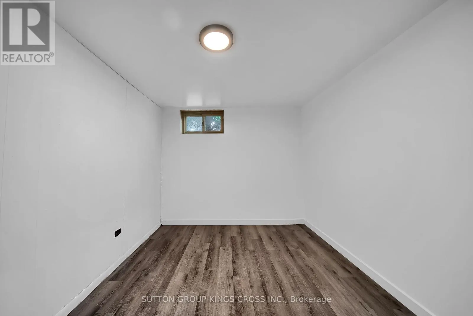 34 HILLCREST AVENUE