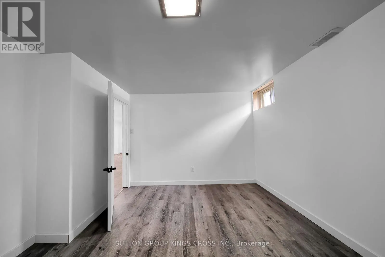 34 HILLCREST AVENUE