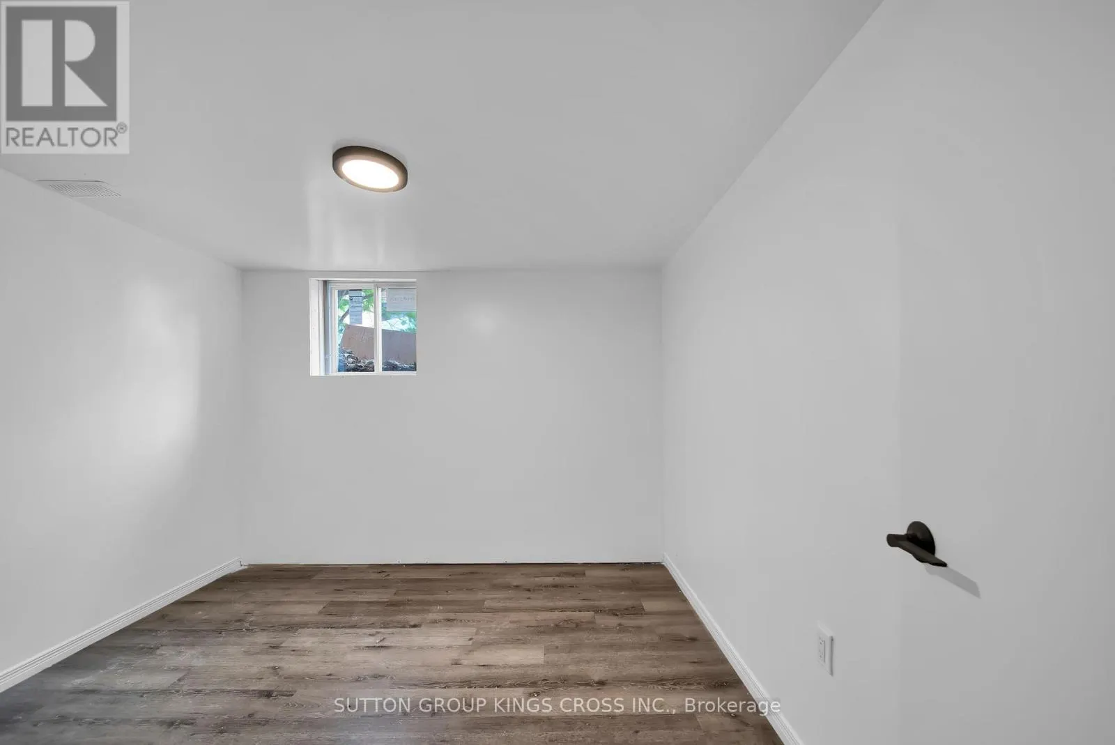 34 HILLCREST AVENUE