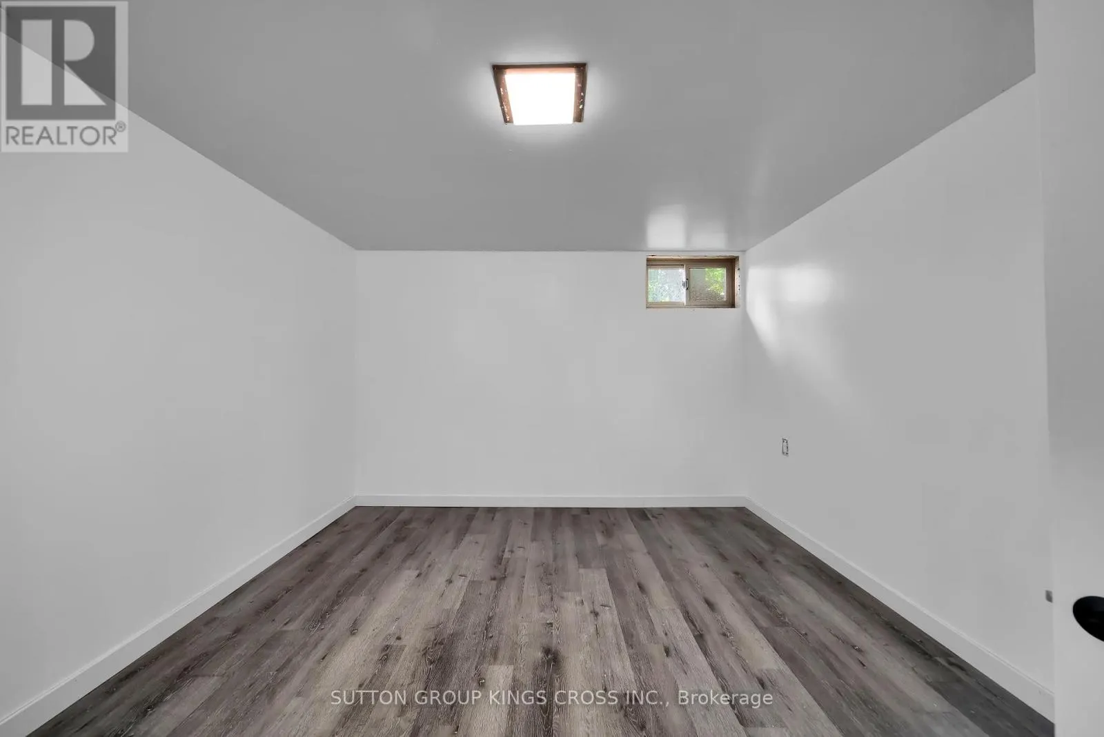 34 HILLCREST AVENUE