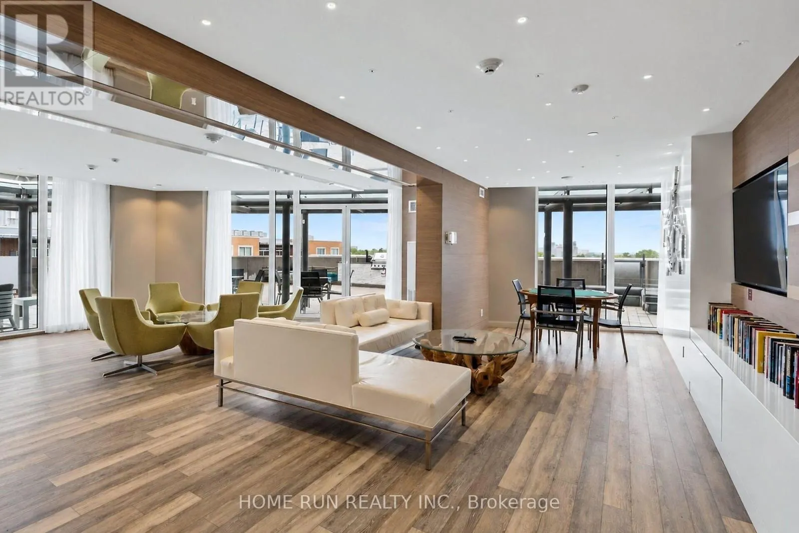 1507 - 485 RICHMOND ROAD
