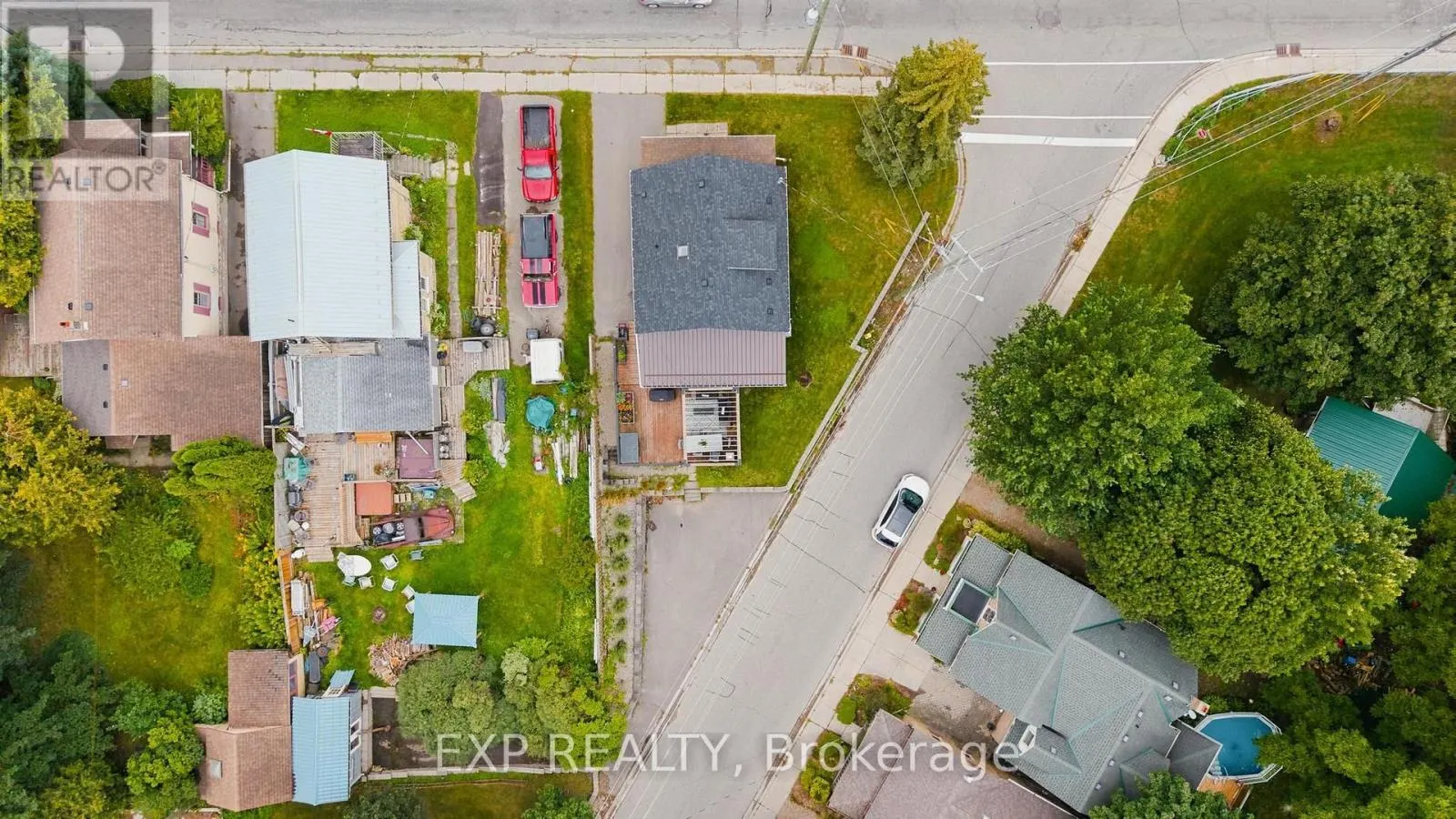 35 ARTHUR STREET N