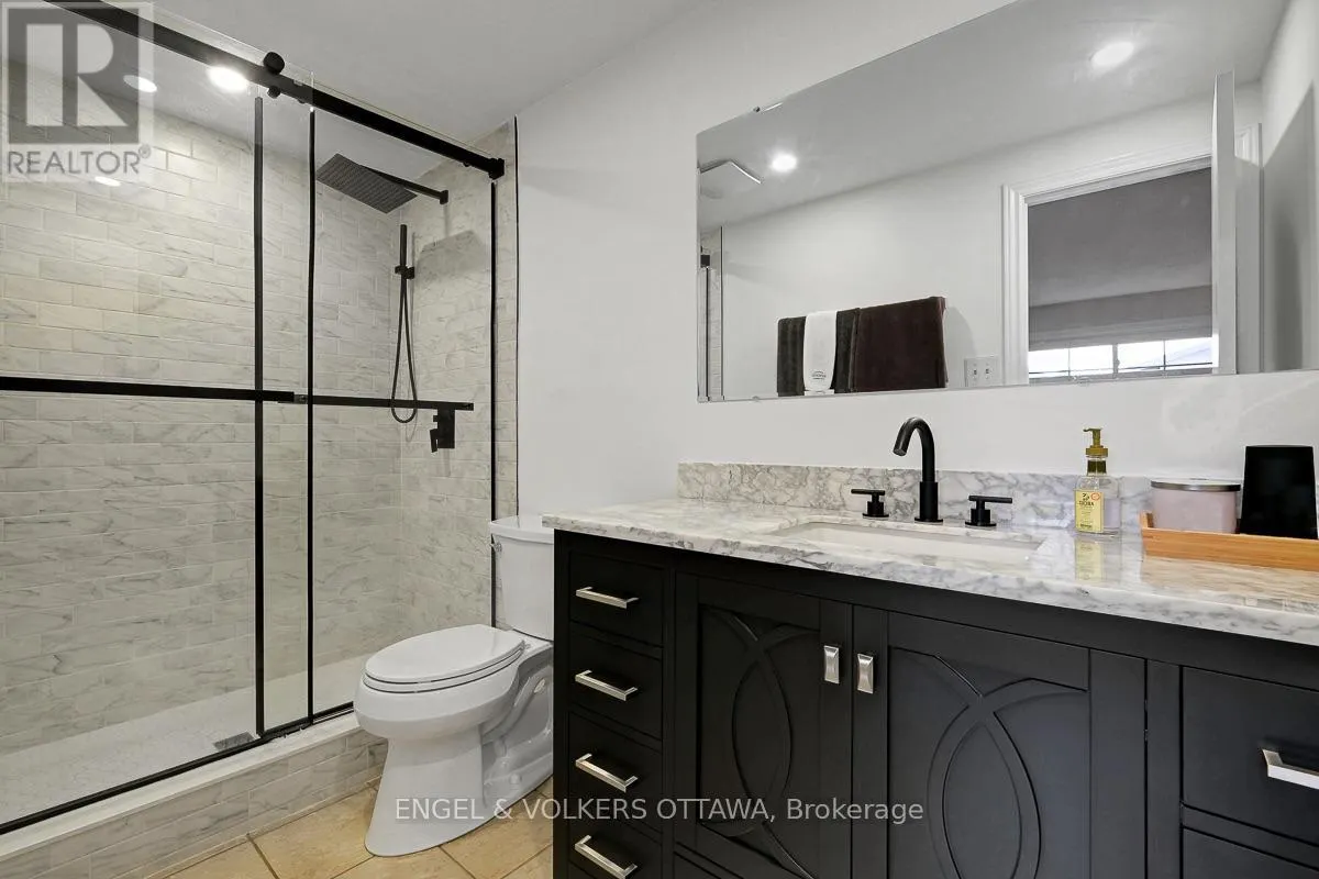 381 VERDON PRIVATE