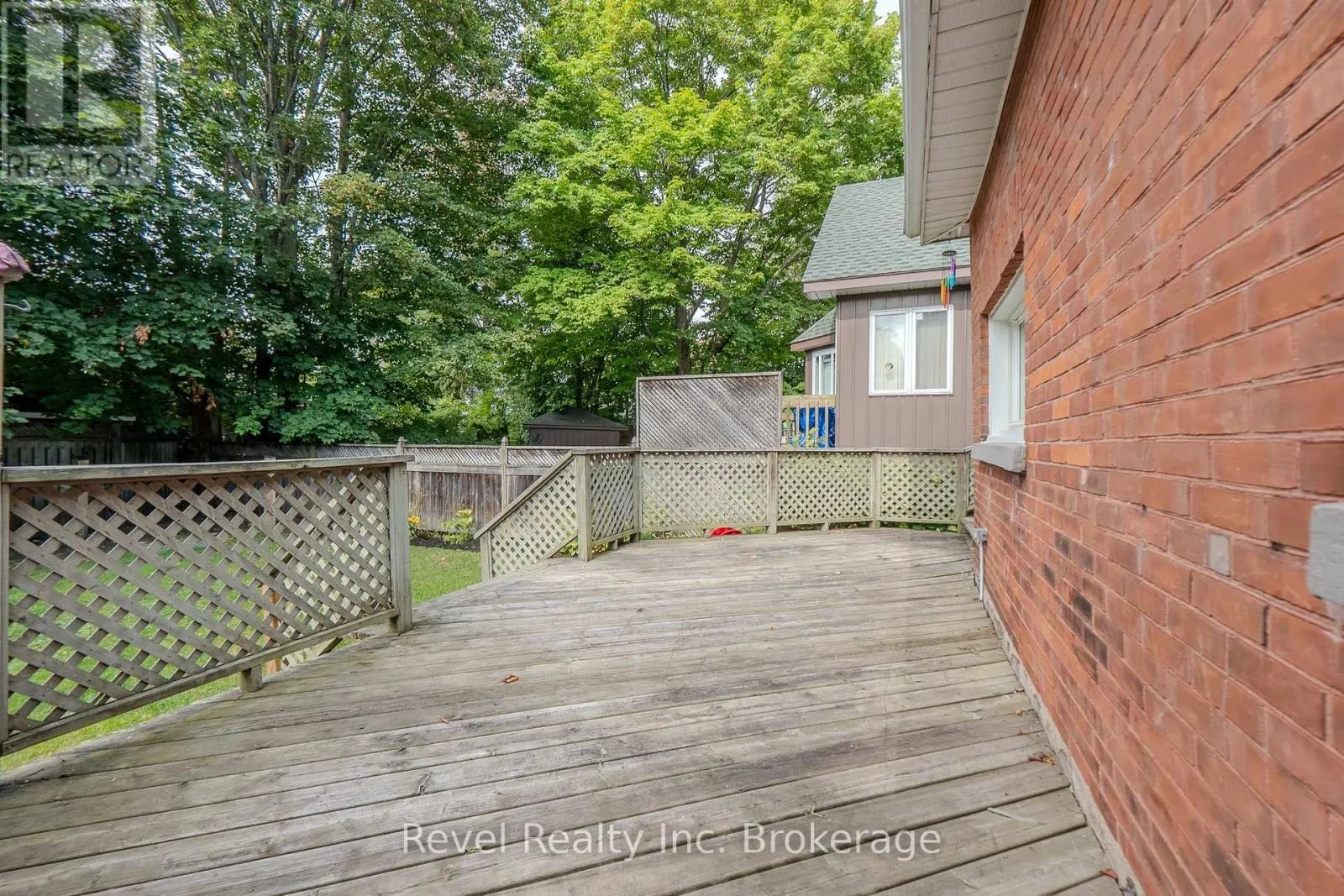 651 JANE STREET