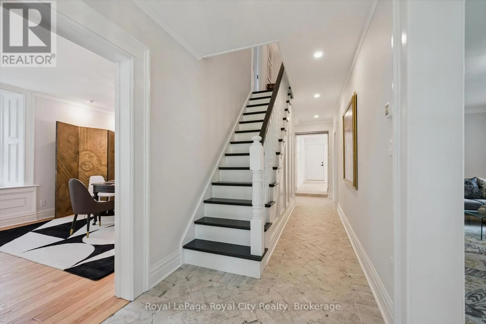 6550 GERRIE ROAD