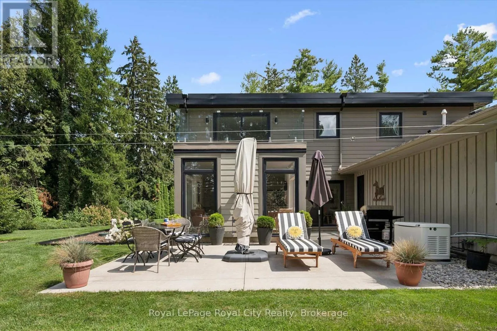 6550 GERRIE ROAD