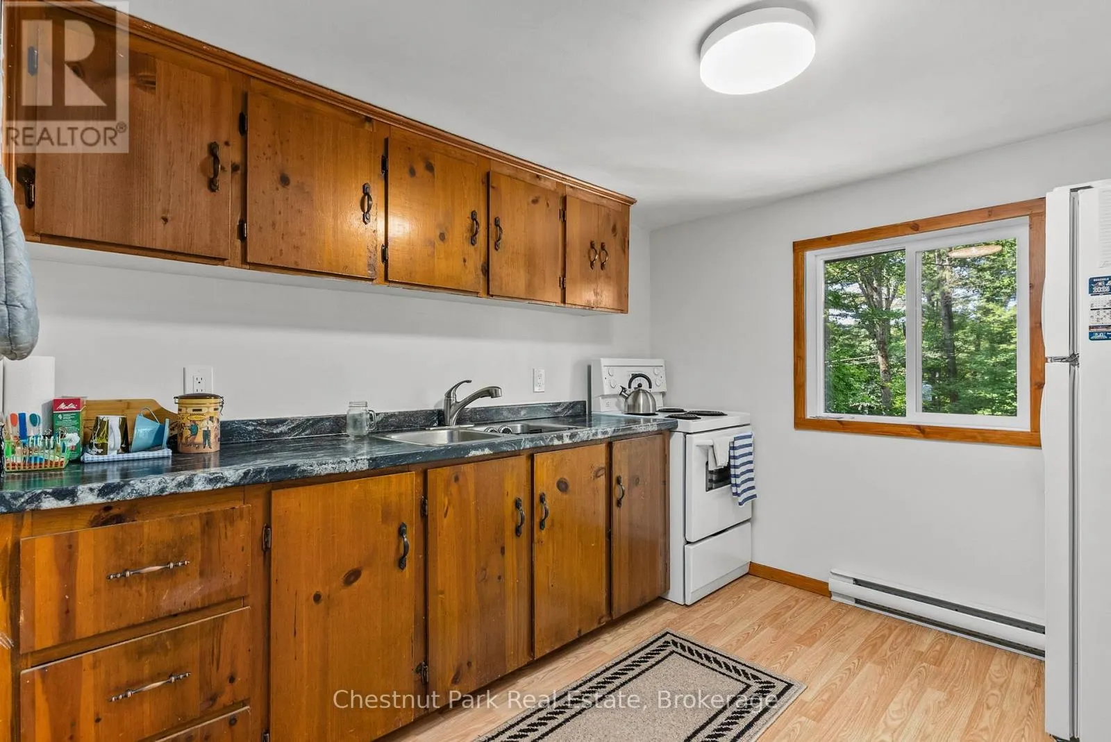 869 MUSKOKA ROAD 10